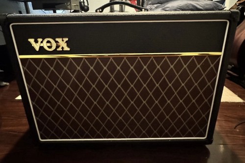 VOX AC15C1 1 x 12” Guitar Amplifier