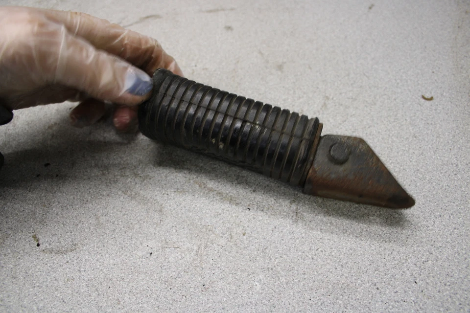 Honda Benly Touring 150 CA95 1963 reposapiés trasero pasajero clavija paso E13-4463.LD Foto 3 de 4