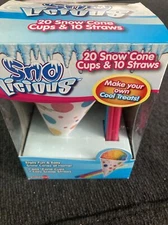 20 Snow Cone Cups & 10 Straws