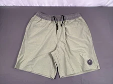 NWOT Chubbies The Smoothies 7” Gym / Swim Stretch Shorts Small