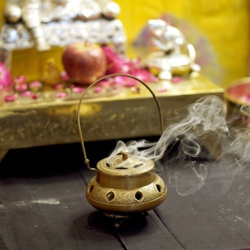 Brass Antique Dhupdaan - Picture 3 of 10