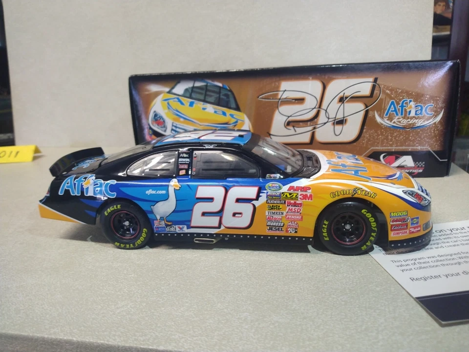 Ford Fusion 2007 Jamie McMURRAY #26 AFLAC - 1 de 1.008. (011) Foto 2 de 4