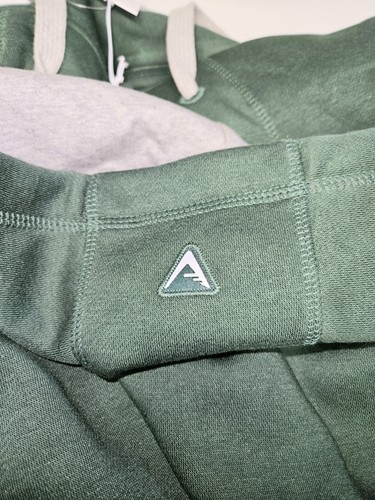 Boston Celtics Antigua Men's Metallic Logo Victory Full-Zip Hoodie Size L NWT - Picture 4 of 9