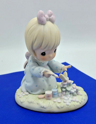 Precious Moments God Bless You For Touching 1988 Members Only Figure