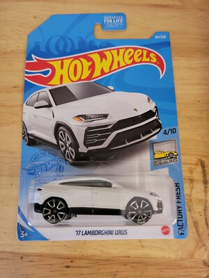 2017 hot wheels 17 lamborghini urus white