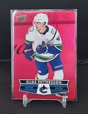 Elias Pettersson 2021-22 Upper Deck Tim Hortons Red Die Cut  Vancouver Canucks