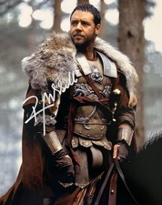 Russell Crowe Signed 8x10 Photo with COA Autograph Gladiator Maximus Roman