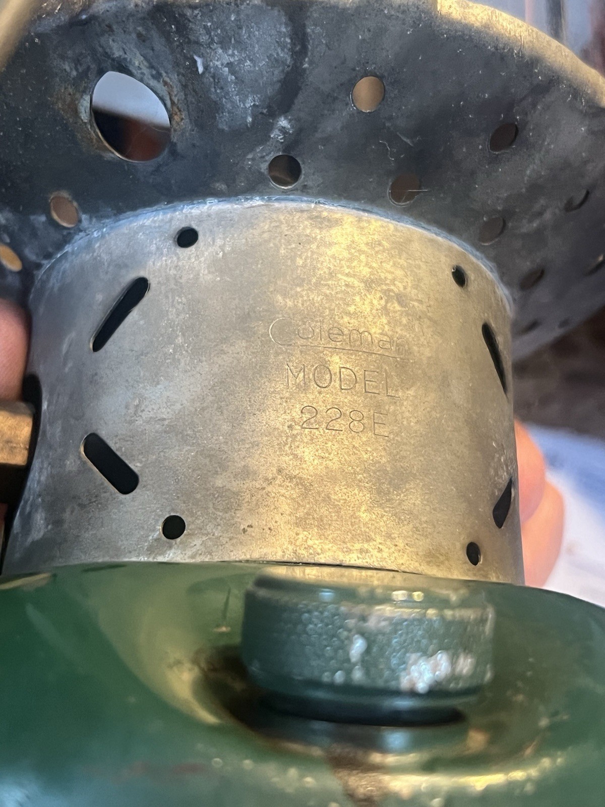 Old 1951 Coleman Dual Mantle Big Hat Lantern 228E  12/51 Sunshine Globe  CLEAN