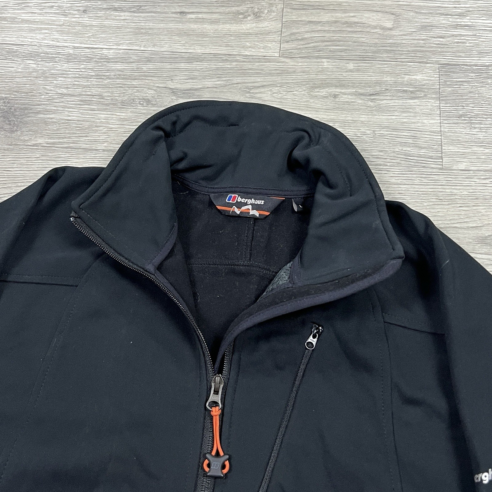 Berghaus Windstopper Softshell Jacket Black Techn… - image 3