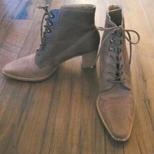 Vintage Euro Club Two Tone Lace Up Leather Granny Boots