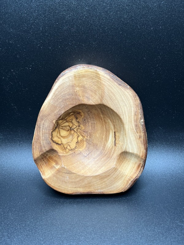 Handmade Olive Wood Cigar Ashtray - 3 Notches On Rim (Size ~ 4.5”x4”x1”)