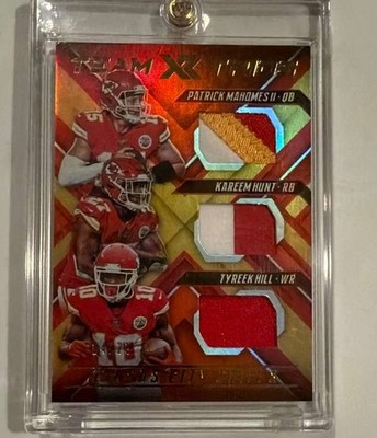 2018 Panini XR - Team Trios Mat Orange #TT-KC Hunt / Mahomes II / Hill