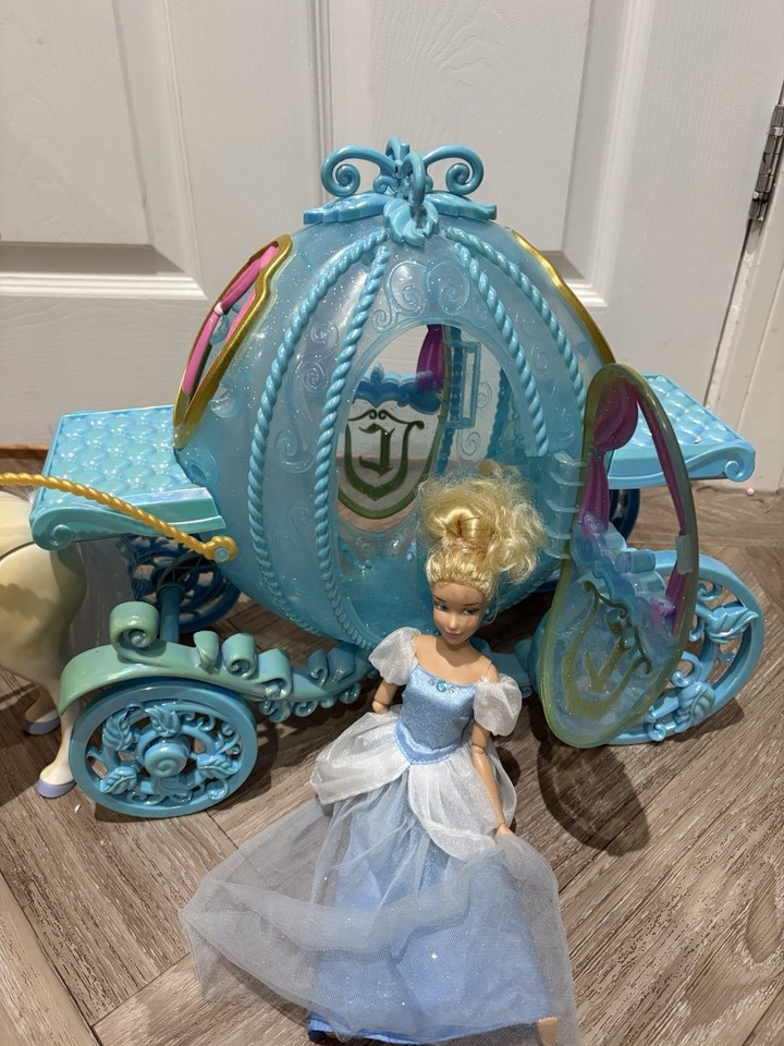 Disney Cinderella Horse And Carriage With A Doll eBay UK