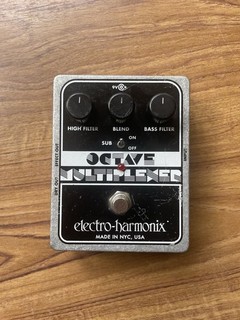 Electro Harmonix Octave Multiplexer Guitar and Bass Pedal