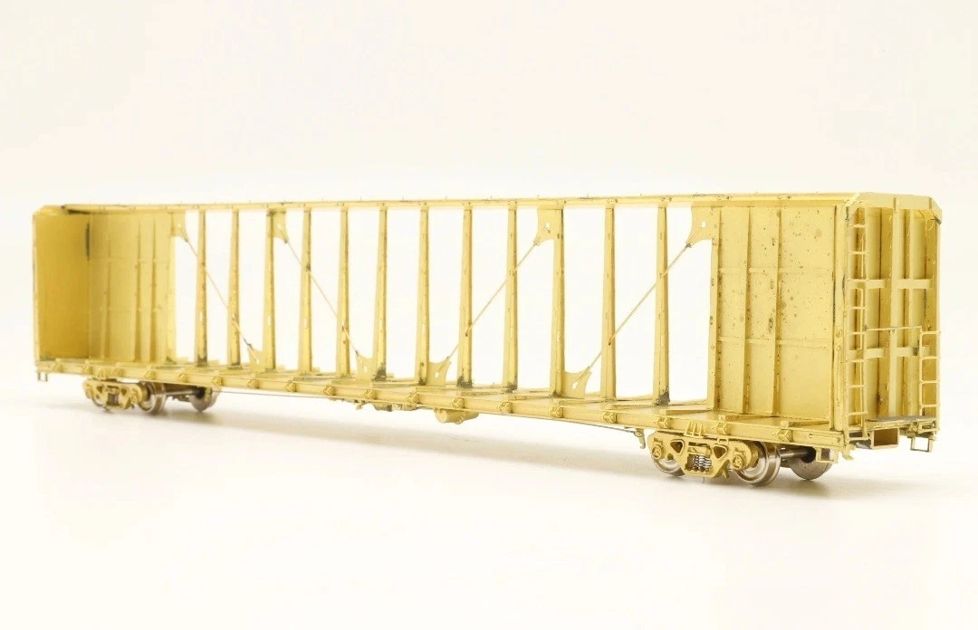 OVERLAND MODELS (AJIN) BRASS HO 75' CENTREBEAM BULKHEAD FLAT CAR - MINT IN BOX