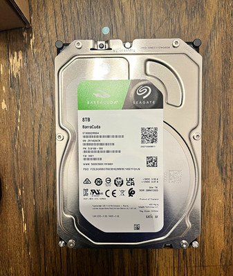 Seagate BarraCuda ST8000DM004 8TB 3.5'' SATA 5400RPM 256MB Hot Swap