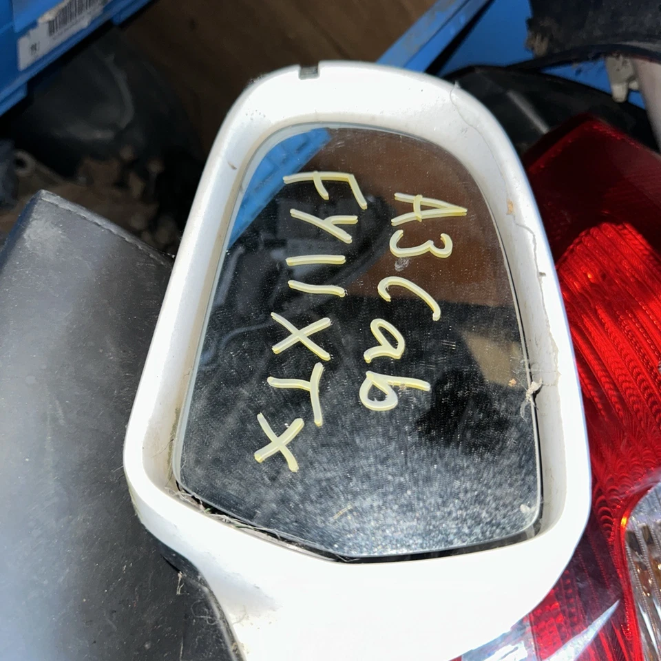 Audi A3 CABRIO LEFT MIRROR 2011 8P White Tested Has Marks - Image 2 of 4