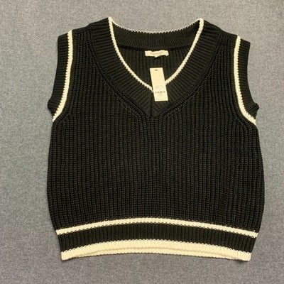 Francesca's Women's Vest Size S Black V-Neck Sweater Knit Preppy Aesthetic NWT
