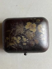 ANTIQUE PRIMITIVE LAQUERWARE TRAVELING BOX