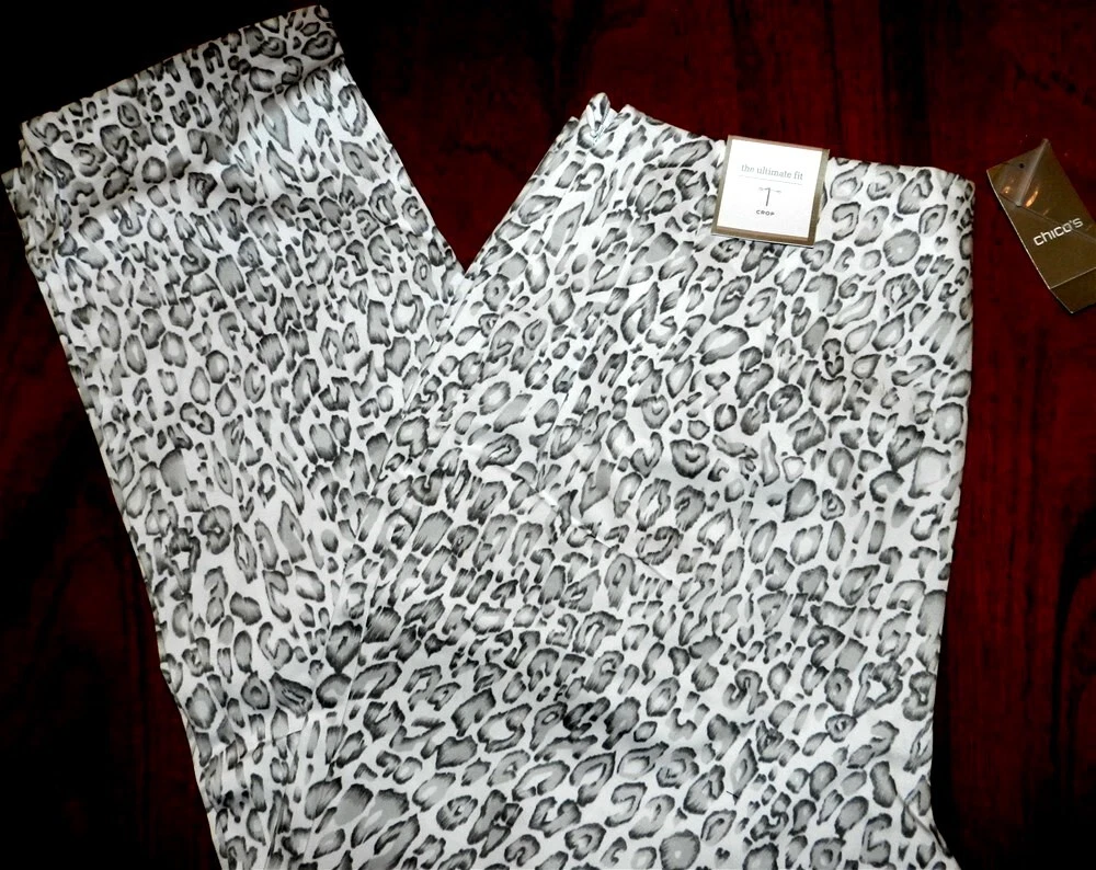 Crop Pants Cheetah Pattern Chicos Misses size 8 New