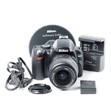 Appareil photo reflex numérique Nikon D40 6,1 mégapixels (objectif AF-S DX...