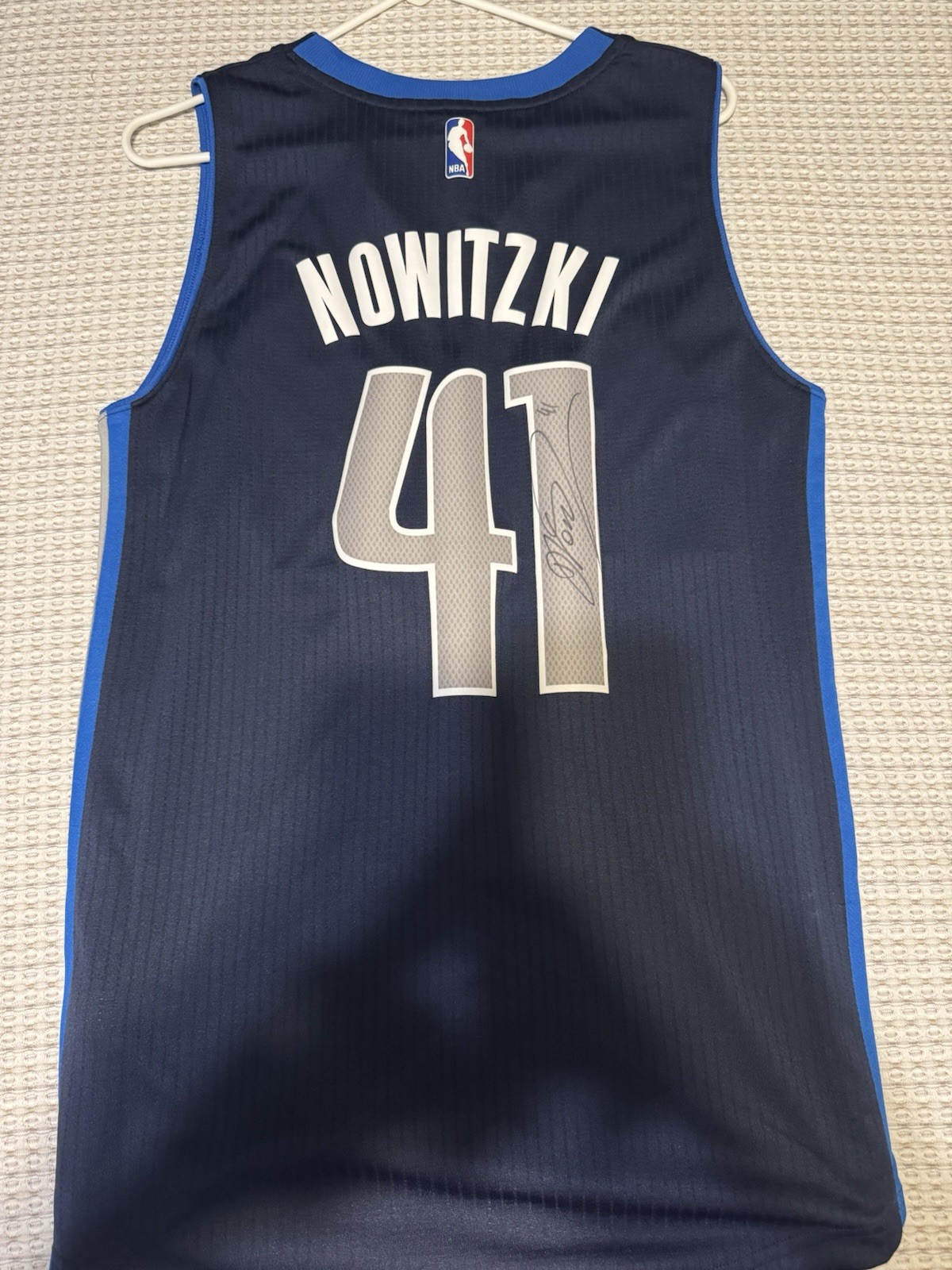 Dirk Nowitzki Dallas Mavericks Signed Swingman Jersey Autograph Adidas skyline