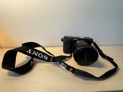 Sony Alpha a6300 + Samyang 12mm f/2 + Sony 50mm f/1.8 OSS + Zoom Mic Set