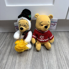 Disney Store Christmas Snowman  Snowflake Sweater Winnie The Pooh Mini Bean Bag
