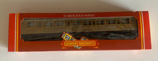 HORNBY OO GAUGE R477 - LNER COMPOSITE COACH 22357 TEAK FINISH - BOXED