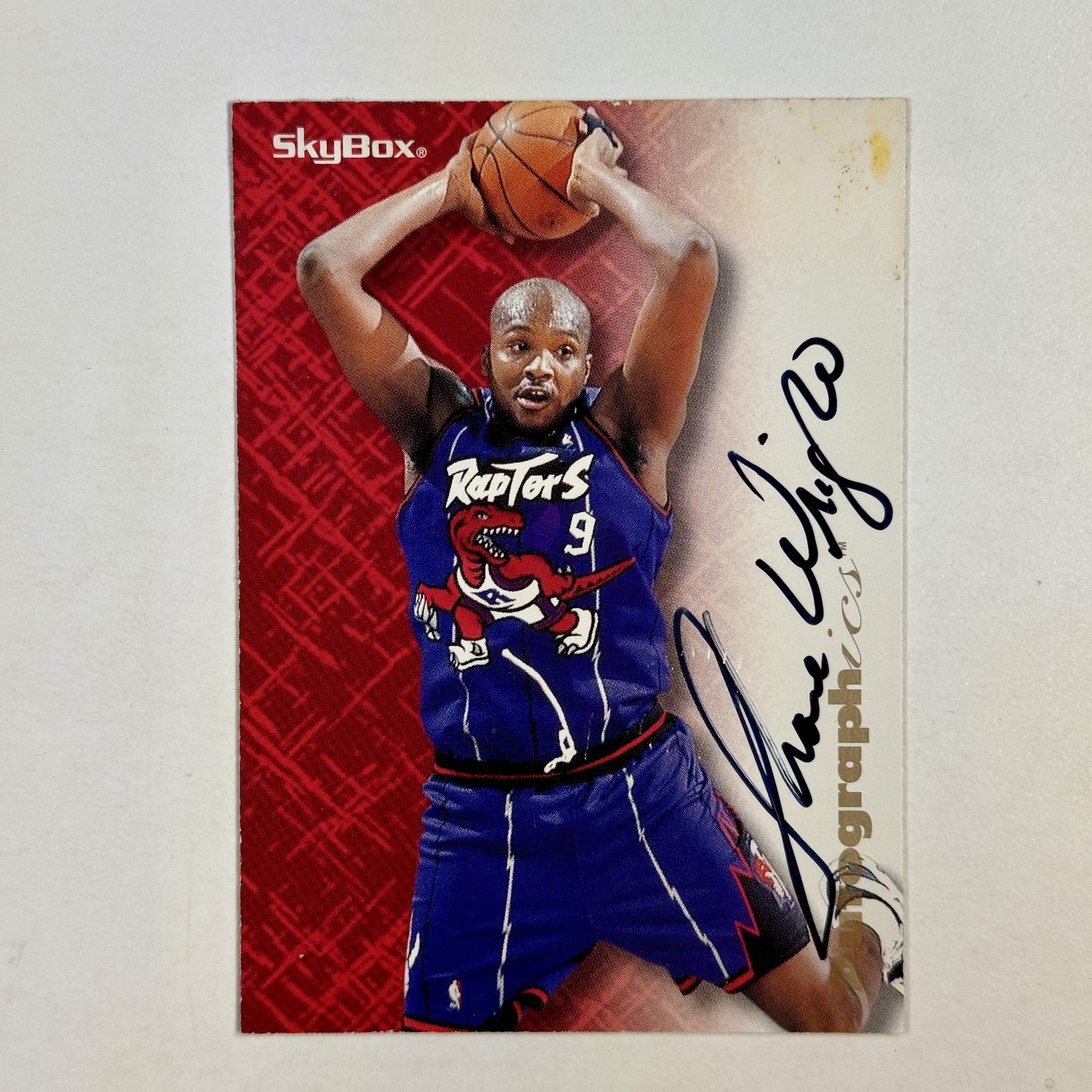 1996-97 SkyBox Premium Sharone Wright Autographics Black Ink Auto Raptors