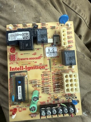 White-Rodgers 50A65-475 -07 CNT03076 Furnace Control Board - D341396P01