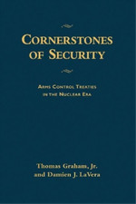 Damien J. LaVera Thomas Graham Jr Cornerstones of Securit (Hardback) (UK IMPORT)