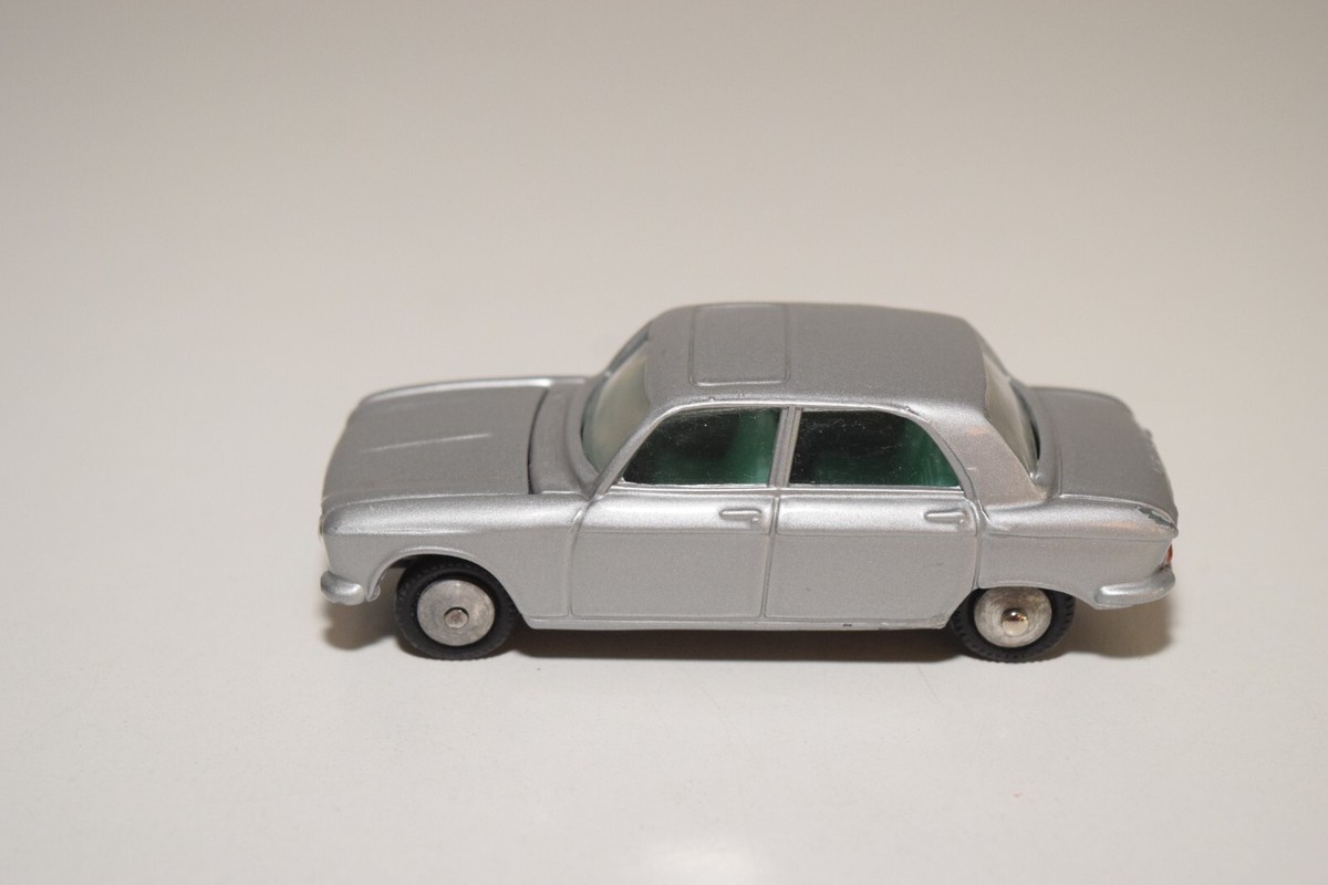A40 1:43 JEP Miniatures Peugeot 403 Berline Grise Excellent État Rare EUR 97,46 - FR