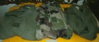 LOT DE 3 VESTES : 2 KAKI + 1 CAMOUFLEE DE L'ARMEE FRANCAISE TAILLE 96 ET 92 SOI