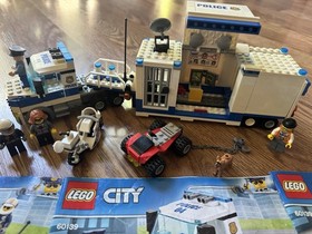 LEGO CITY: Mobile Command Center 60139 - Complete with Figurines and Manuals