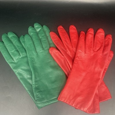 Lot-  2 VINTAGE RED AND GREEN LEATHER Driving GLOVES SIZE 7 (2 PAIRS) VTG 