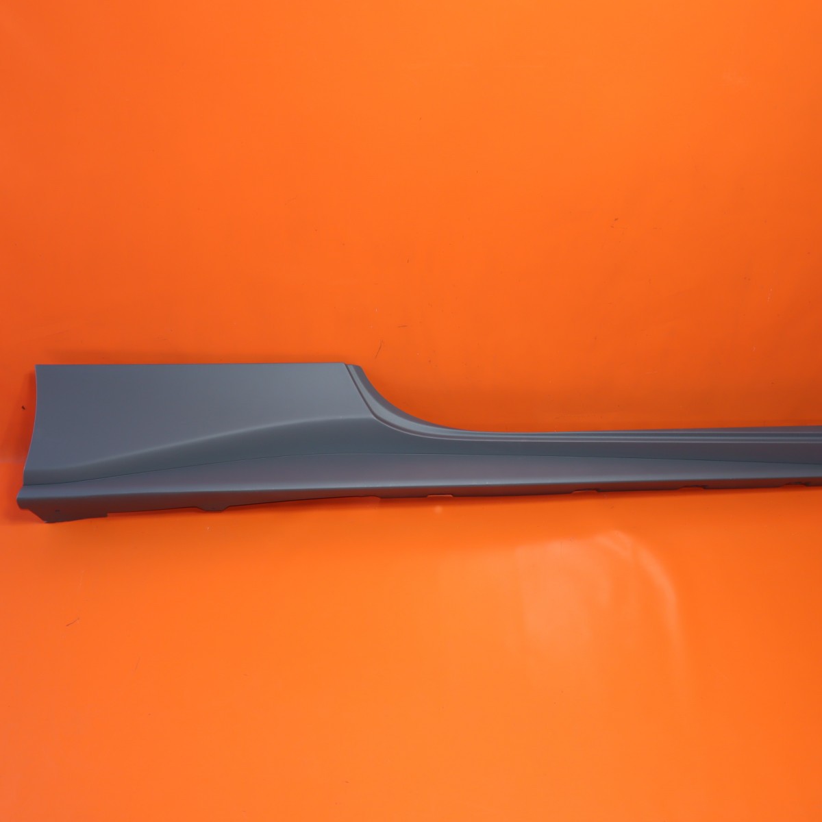 FERRARI 488 GTB ROCKER MOLDING RIGHT PASSENGER 2016 2017 2018 2019 086612000 OEM