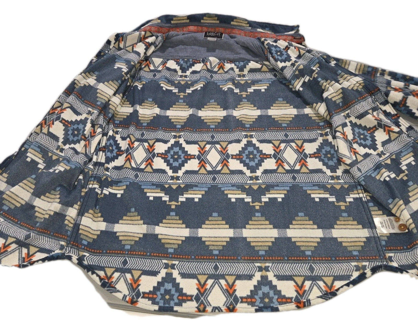 Valor Soft Fleece Button Up Aztec Pattern Long Sl… - image 5