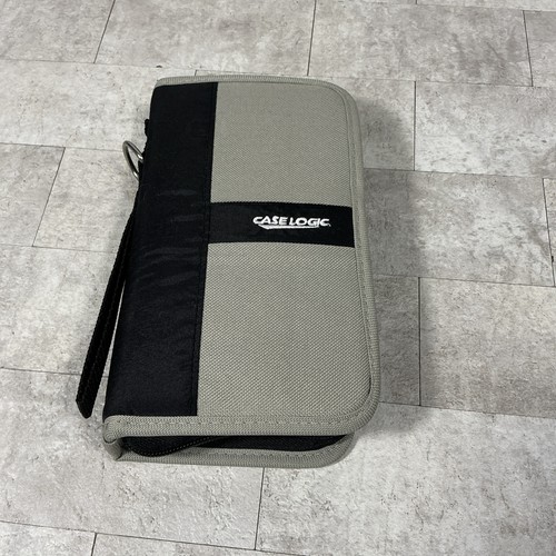 Case Logic MD 74 With 12 Used Disc’s 
