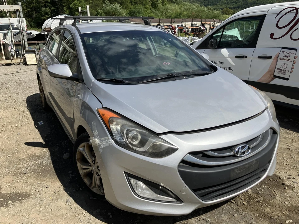 Radiator 13 HYUNDAI ELANTRA Foto 3 de 4