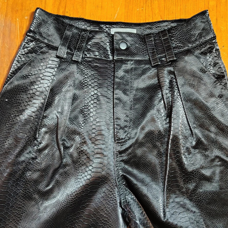 Pantalones plisados de cintura alta de piel de serpiente sintética negros TOPSHOP UK10 EUR38 US6 Foto 3 de 4
