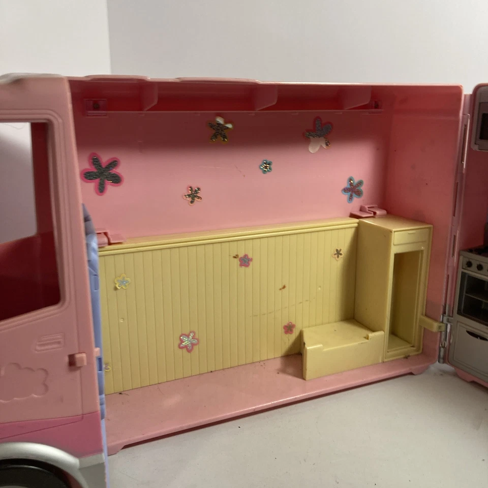 Casa rodante Barbie 2006 Mattel bañera de hidromasaje fiesta autobús autocaravana cámper no probada Foto 4 de 4