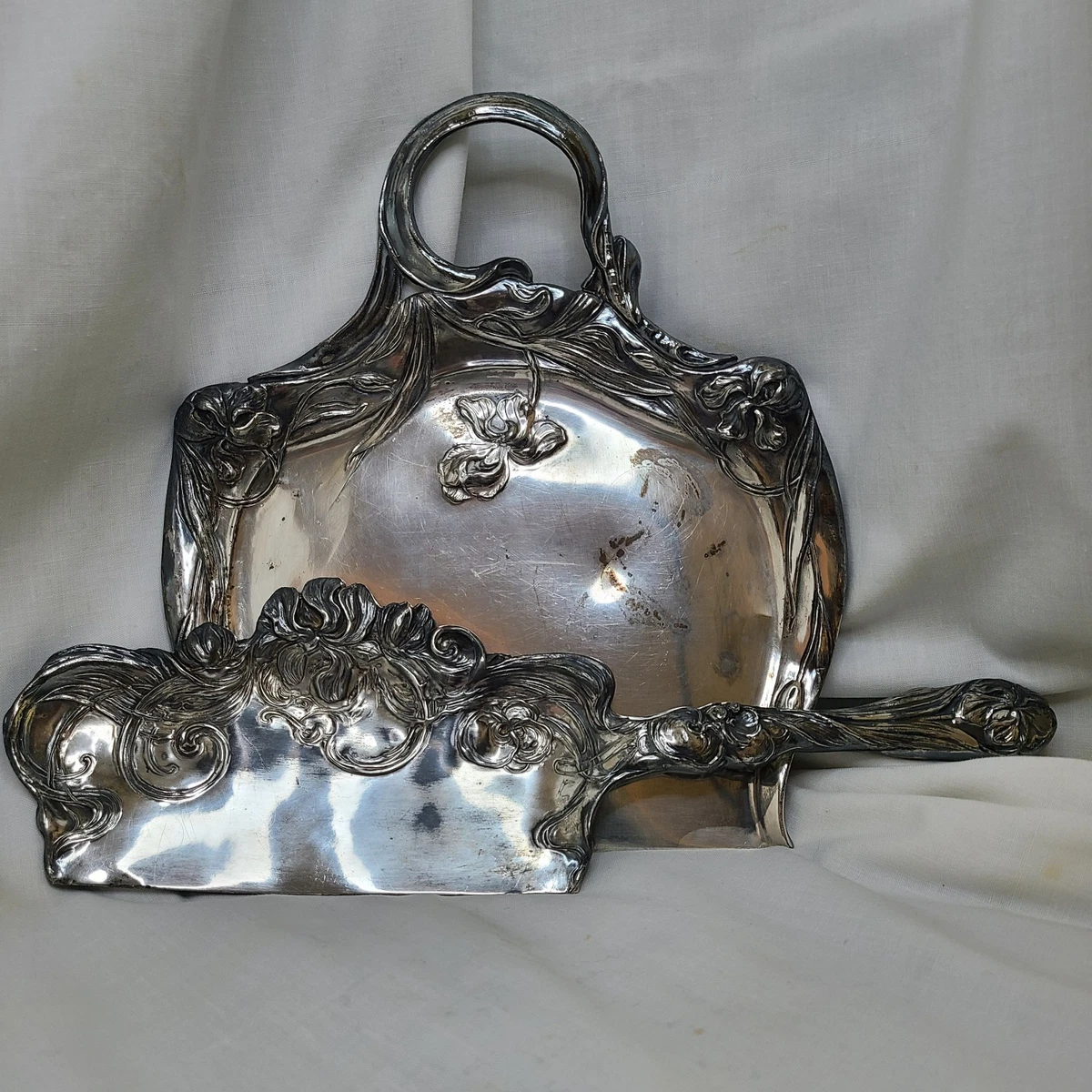 Forbes Silver Co In Antique Us Silver-Plated Platters & Trays for
