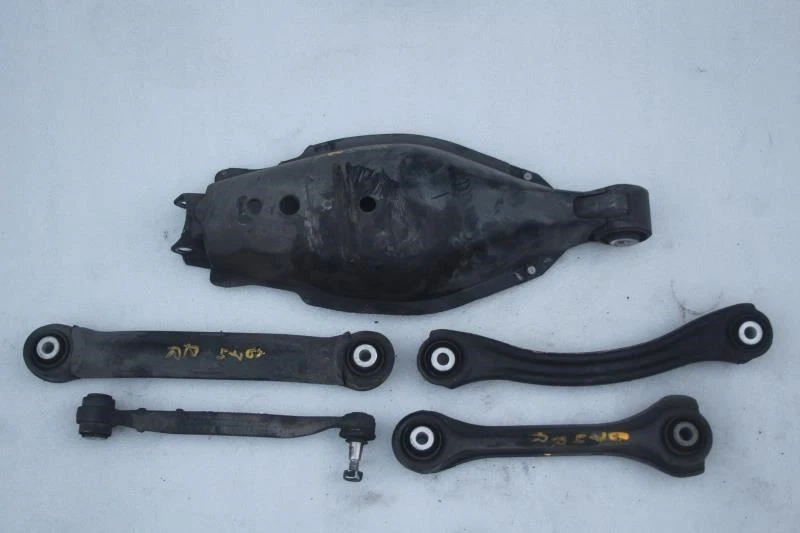 2005 MERCEDES C240 W203 RIGHT PASSENGER SIDE REAR LOWER CONTROL ARMS 5 PIECES - Image 2 of 4