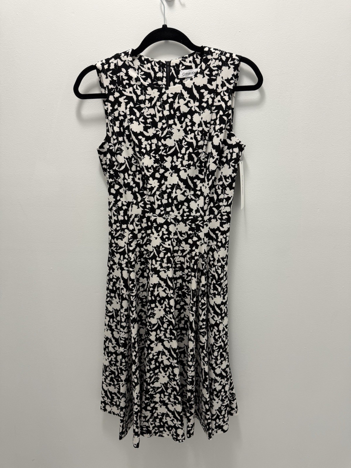 Calvin Klein Black & Cream Floral Sleeveless A-Line Knee Length Dress Size 4 NWT thumbnail 2