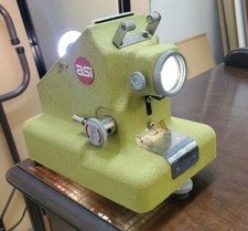 VINTAGE ASI AUTO FILM STRIP STANDARD PROJECTOR EQUIPMENT CO. MODEL 330-A