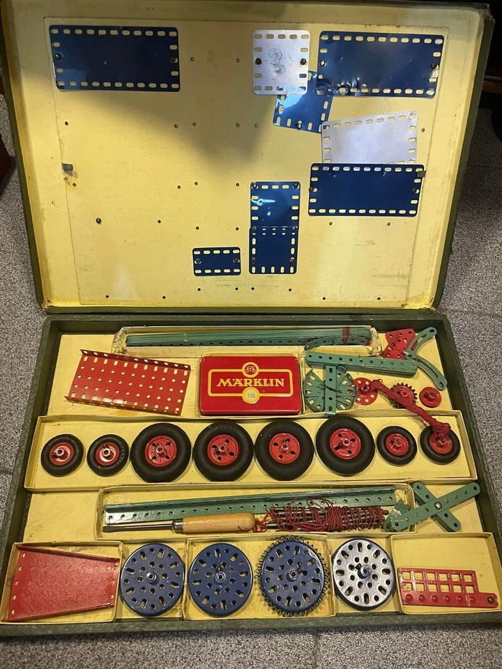 JUEGO COMPLETO VINTAGE MARKLIN #102 EN CAJA AÑOS 50 Foto 2 de 3