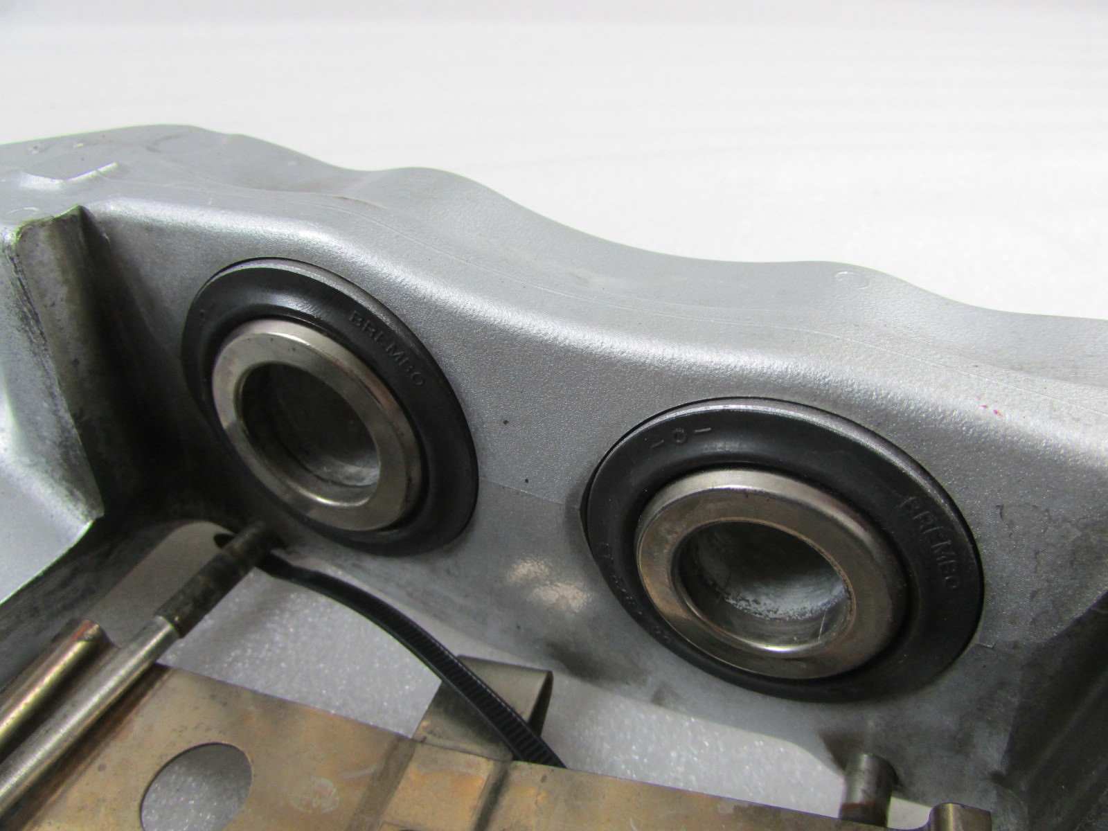 Ferrari 458 Italia, LH Rear Brake Caliper w/o Pads, Silver, Used, P/N 261792