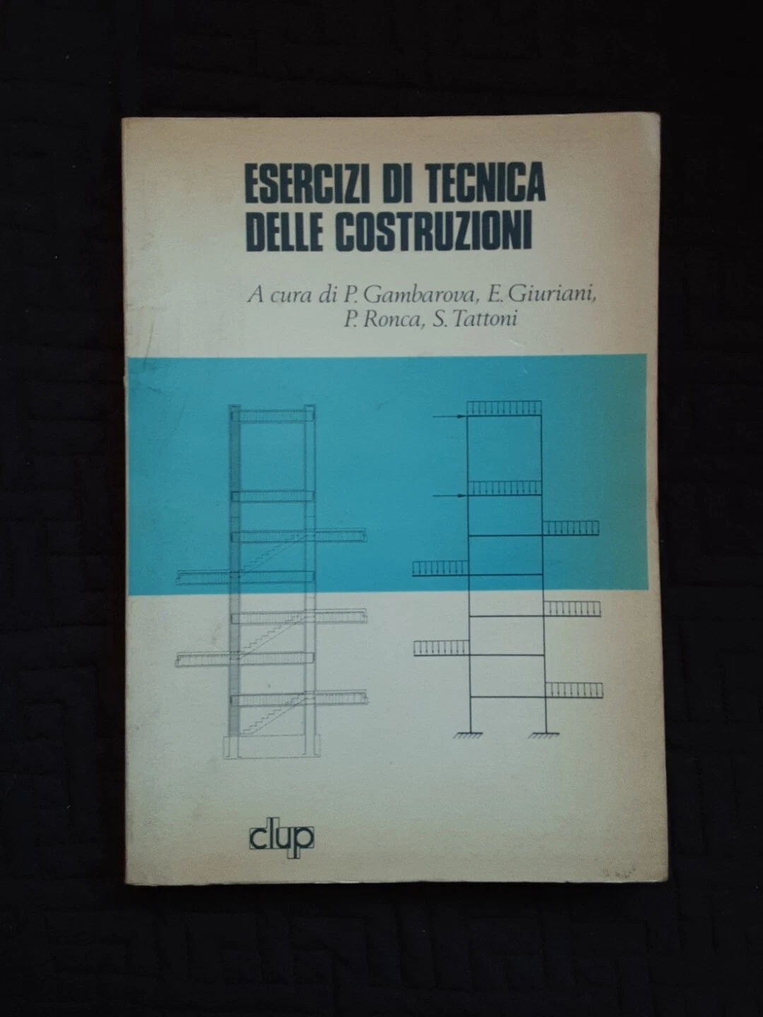 Foto 1 di 4
