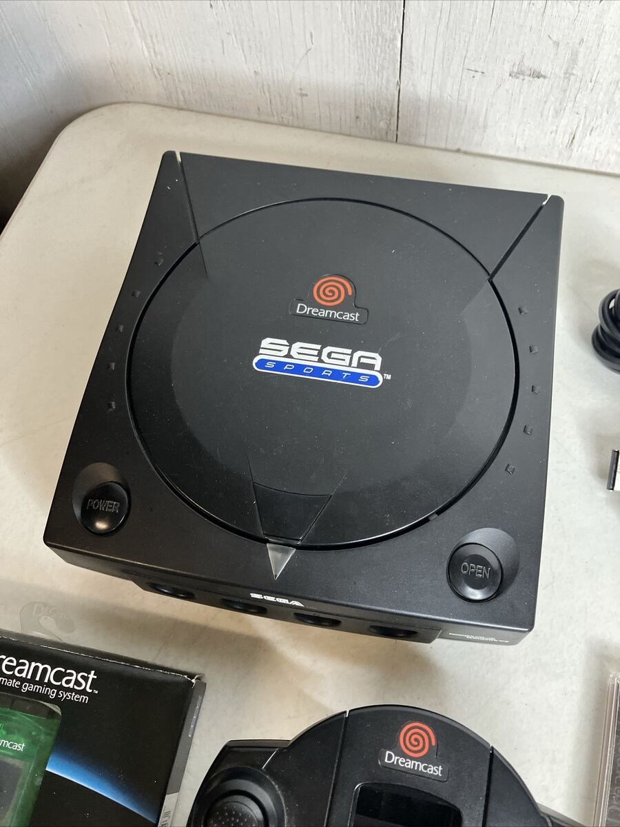 SEGA DREAMCAST BLACK SPORTS EDITION CONSOLE BUNDLE W SEGA DREAMCAST BLACK SPORTS EDITION CONSOLE BUNDLE W